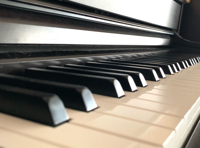 メンデルスゾーン《ヴェネツィアの舟歌》の魅力と弾き方｜水の都を描くピアノ表現の秘訣