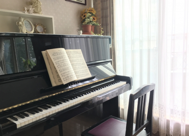 ショパンの魔法にかけられる：幻想ポロネーズの魅力と演奏テクニック