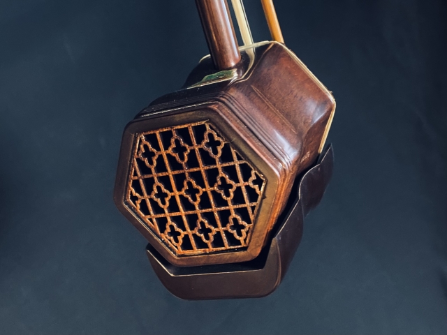 魂を揺さぶる旋律 – 二胡の名曲たち