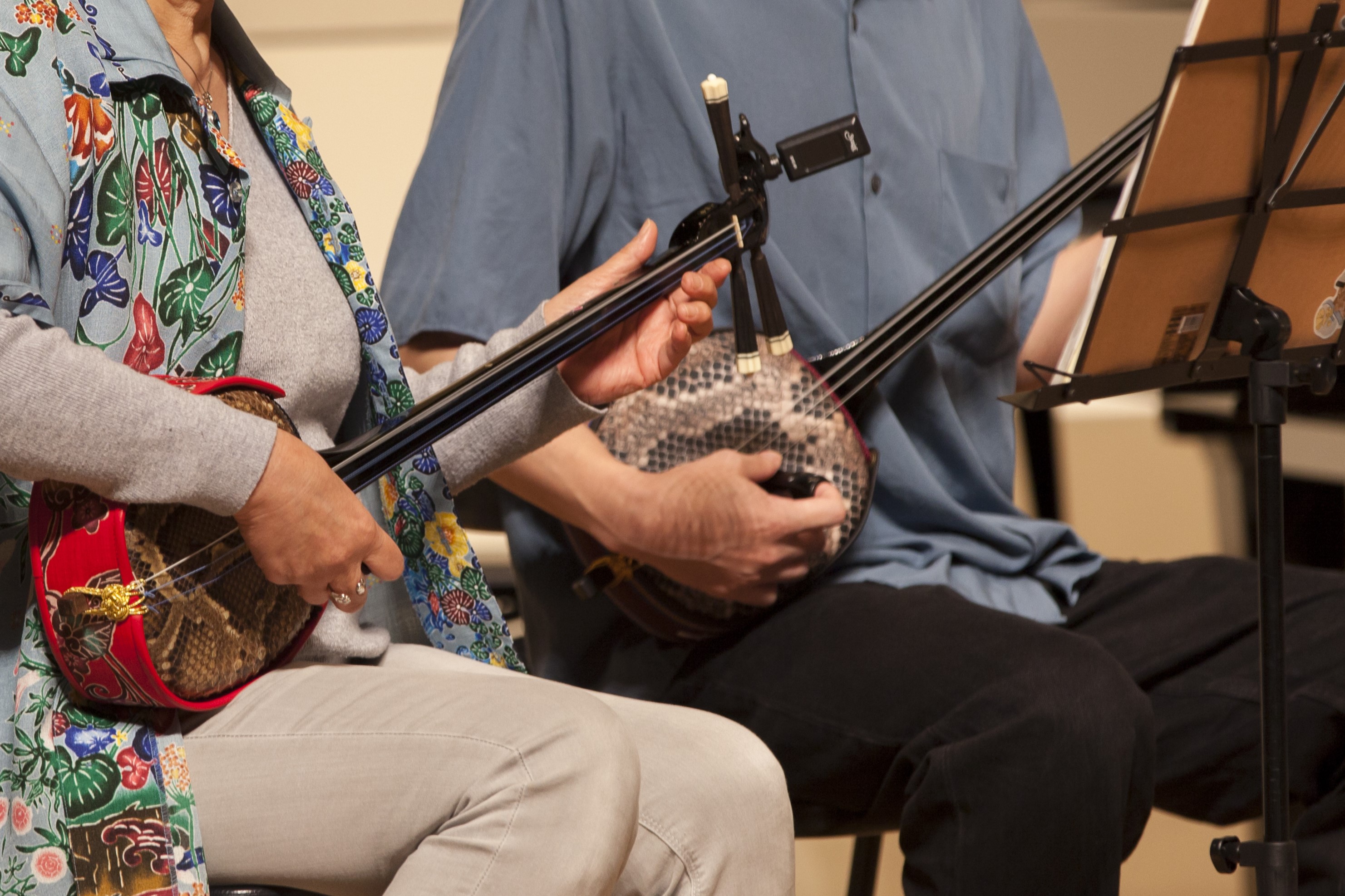 後編：細部に宿る魂 – 三線製作の完成への道