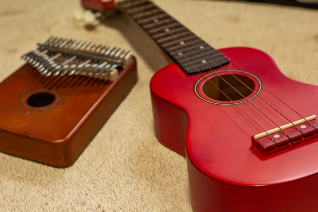 ウクレレ奏法のコツとテクニック：初心者から上級者まで