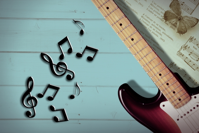 鳴り響け、革命の弦: エレキギターの歴史とその革新