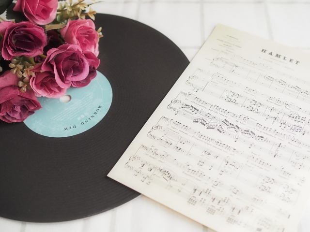 冬に聴きたい、バイオリンで奏でる温かいメロディー