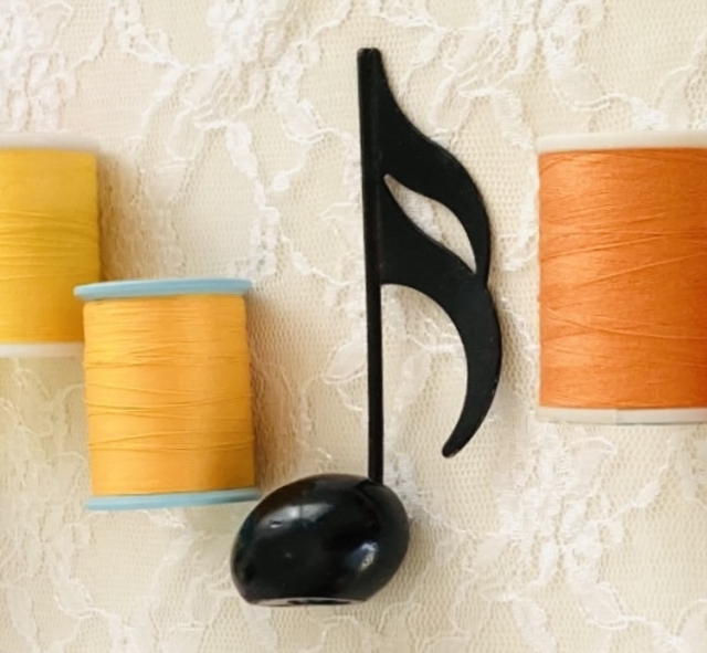 「チェロの名器を巡る旅：歴史と魅力」