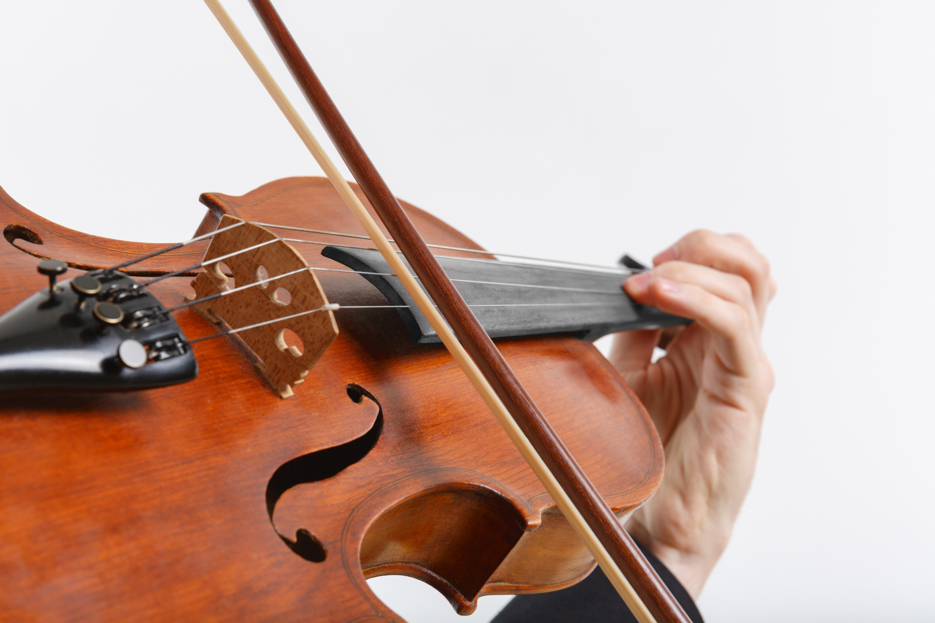 【大人からバイオリンは無理？】始め方と成功のコツを徹底解説！