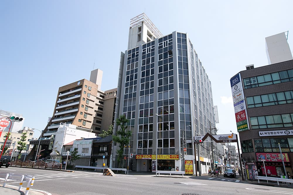 名古屋市千種区における音楽文化：今池の「泥臭さ」と文教地区の「気品」が織りなす二重奏