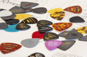 様々なギターピック